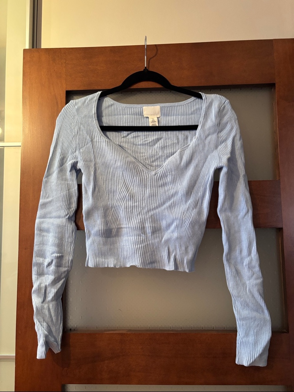 H&M Light Blue Ribbed V-Neck Long Sleeve Crop Top
